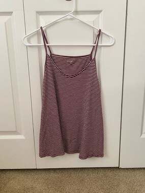Arizona Jean Co. Women's XL Maroon and White Striped Spaghetti Strap Tank Top